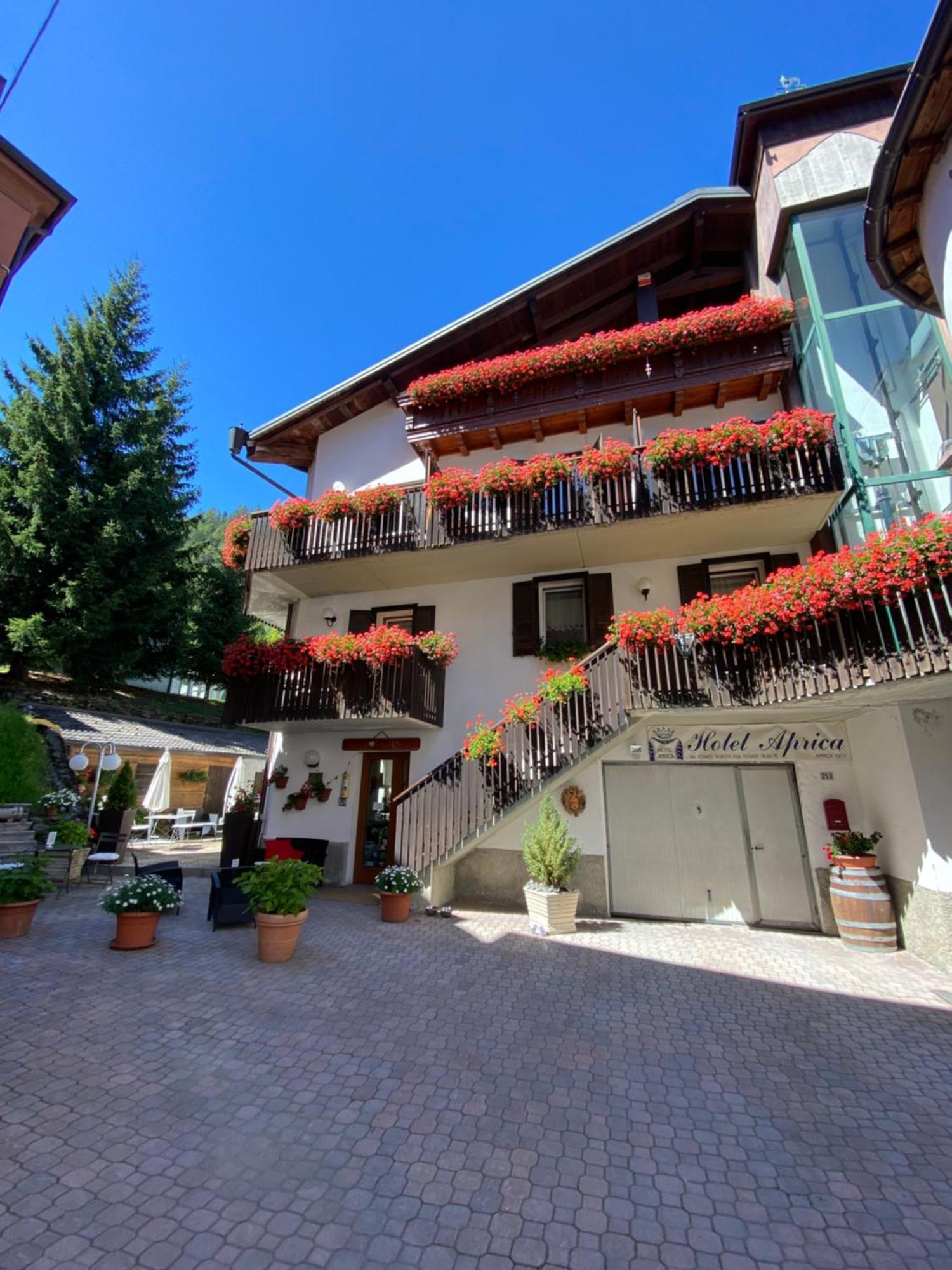 Albergo Aprica Garni Exterior foto